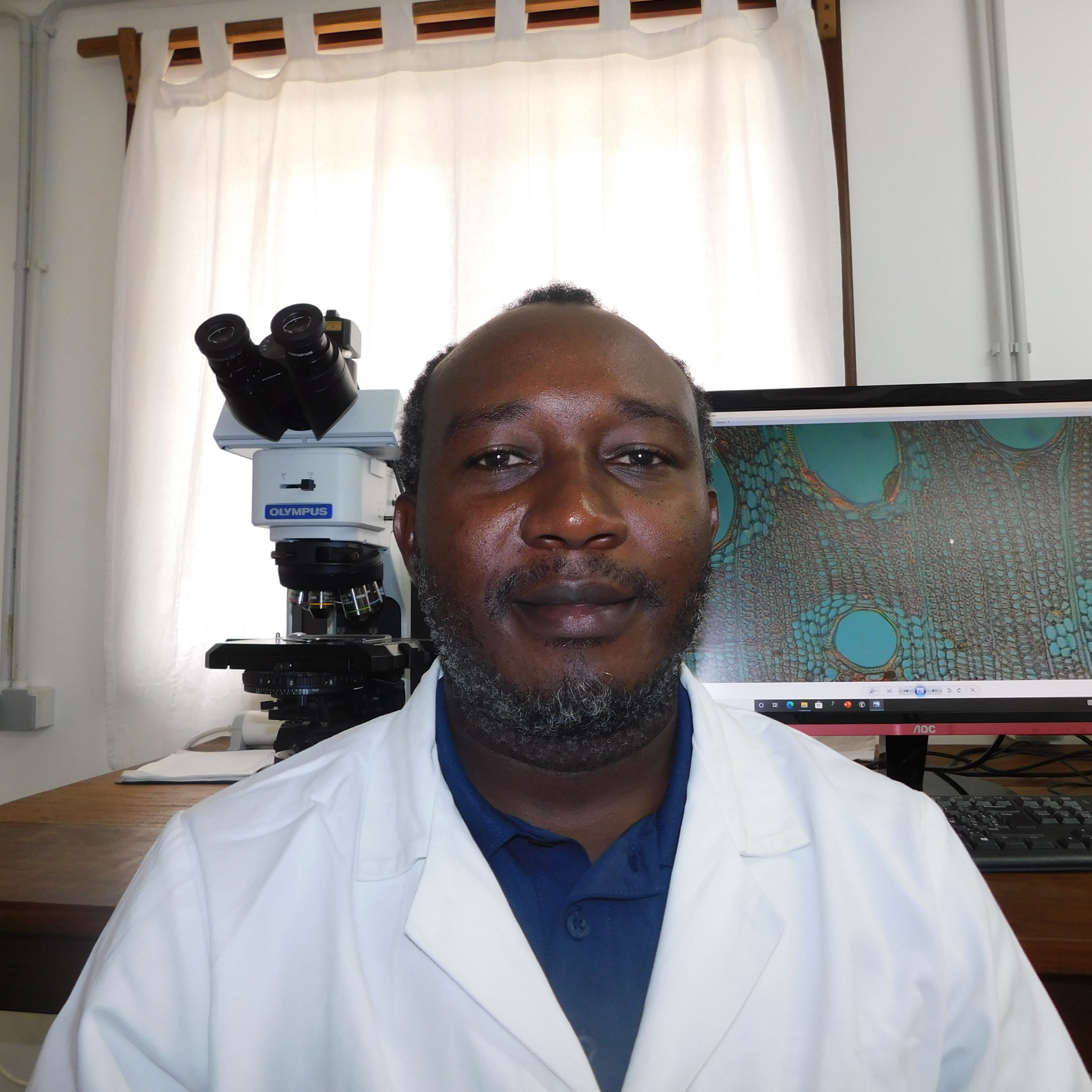 Nestor Luambua Kashikija